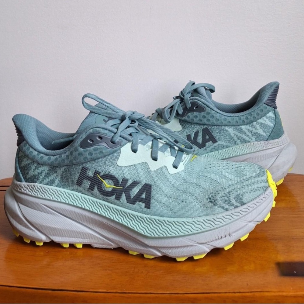Hoka One One Challenger ATR 7